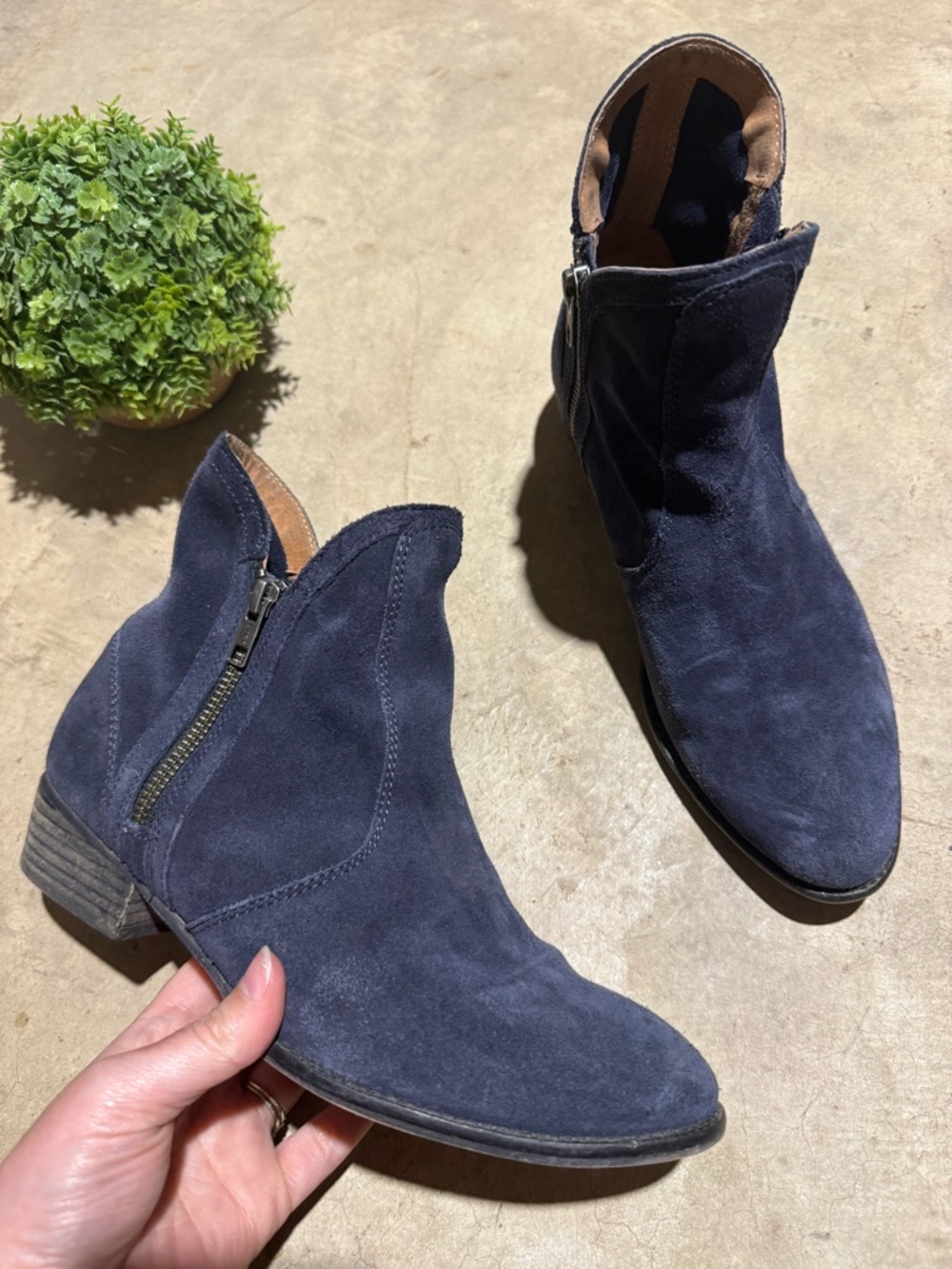 Seychelles Lucky Penny Ankle Boots Women Size 7.5 Navy Blue Leather‎ Suede Fall